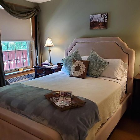 The Barn Inn Bed And Breakfast Millersburg Exterior photo