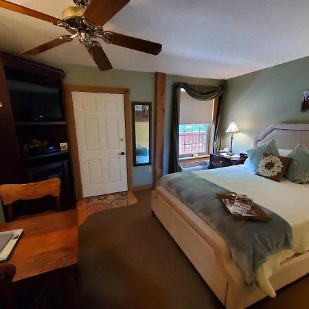 The Barn Inn Bed And Breakfast Millersburg Exterior photo