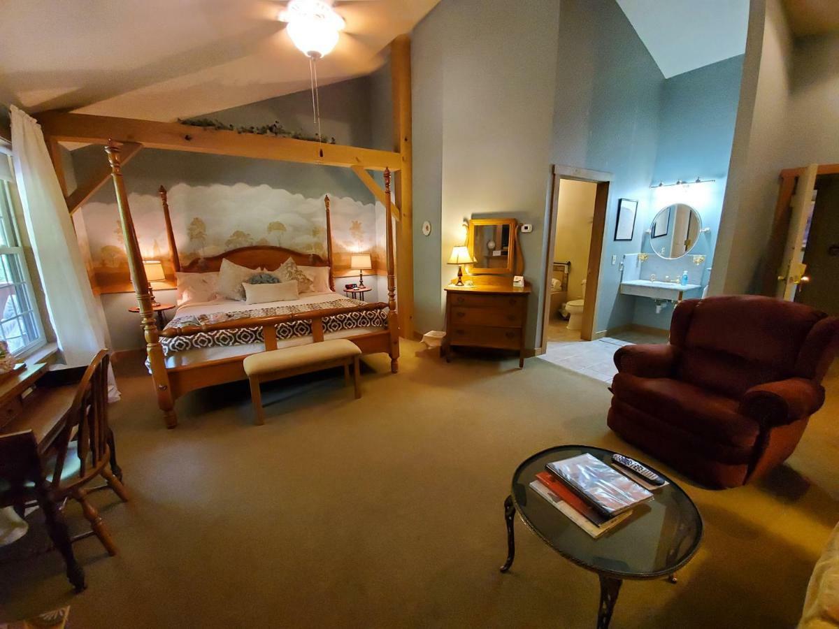 The Barn Inn Bed And Breakfast Millersburg Exterior photo