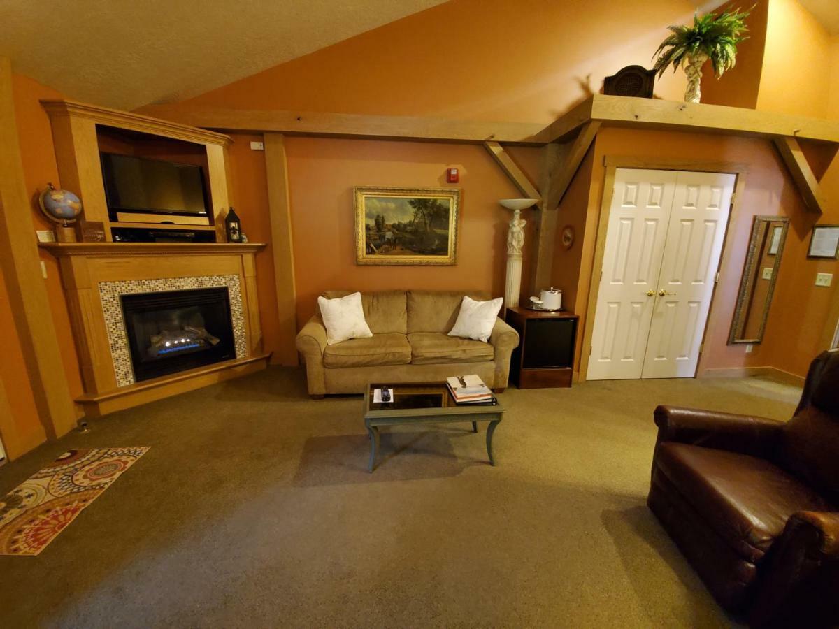 The Barn Inn Bed And Breakfast Millersburg Exterior photo